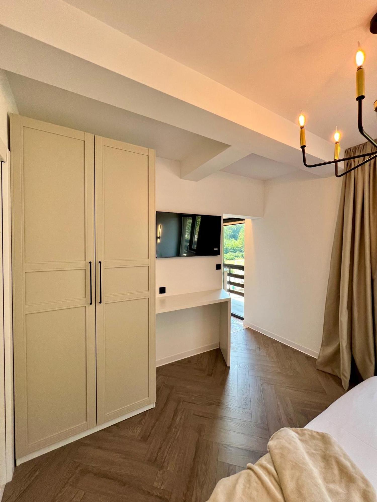 Greg Rooms Sinaia Bagian luar foto